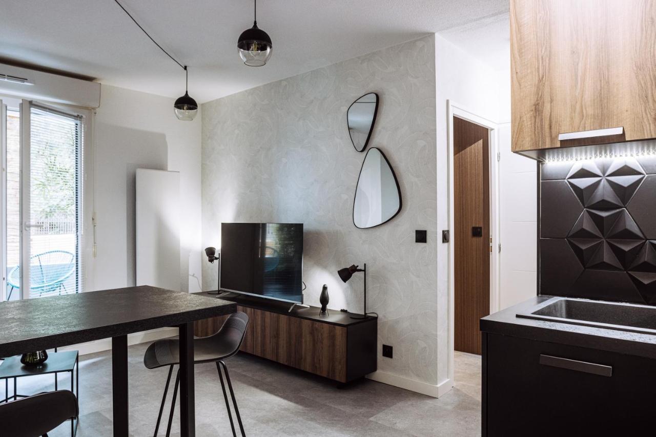 Apartamento Henri IV - 2 Pieces - Parking Gratuit Billere Exterior foto
